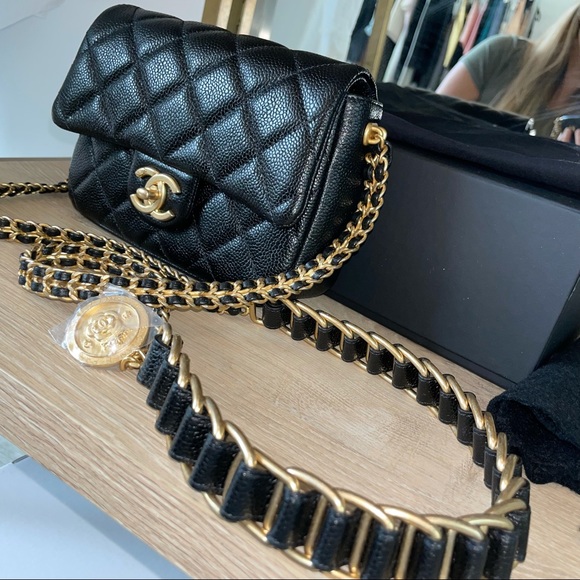 Sold Chanel 21A caviar mini w coin - Picture 5 of 13